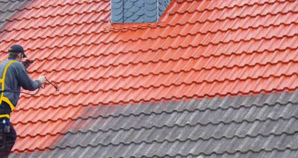 TOITURE : Couverture, zinguerie, gouttières, étanchéité et isolation toiture, démoussage hydrofuge. Sur Liège en Belgique - HV Toiture Façade Liège